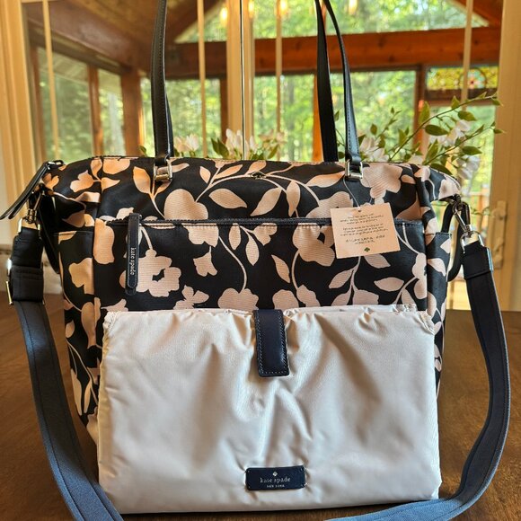 Kate Spade New York Jae Baby Nylon Diaper Bag with Changing Pad Garden Vine - Picture 2 of 9